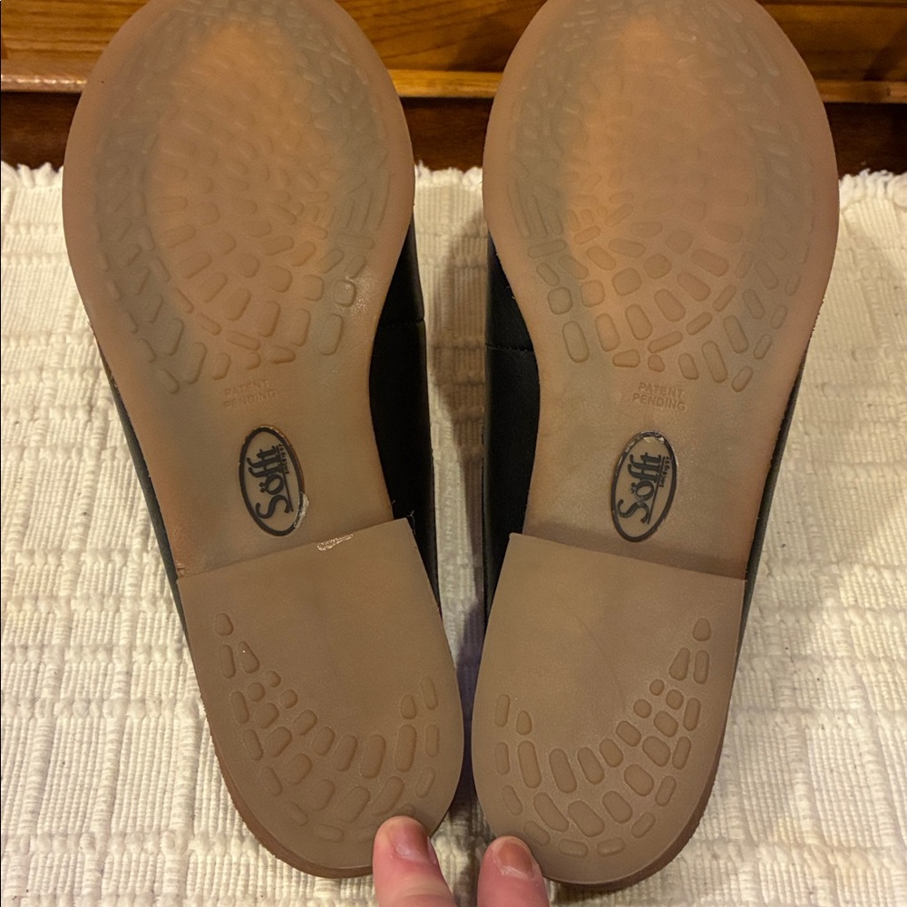 New Size 9 Sofft Black Heeled Leather Mules with Silver Trim (ABBA) - Picture 13 of 16